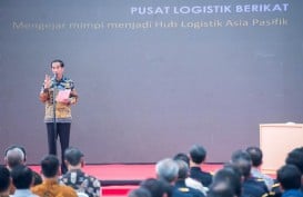 PUSAT LOGISTIK BERIKAT : Solusi atau Pembawa Masalah?