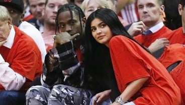 Romantisnya, Travis Scott Penuhi Rumah Kylie Jenner dengan Mawar Merah