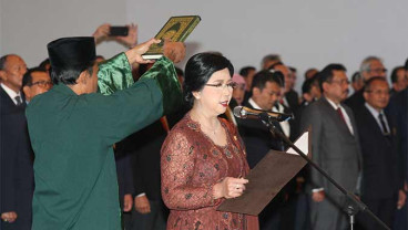 DESTRY DAMAYANTI JADI DEPUTI GUBERNUR SENIOR BANK INDONESIA