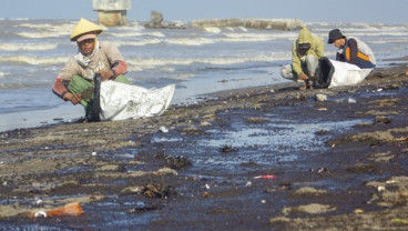 Pertamina Revisi Volume Tumpahan Minyak di Laut Utara Karawang