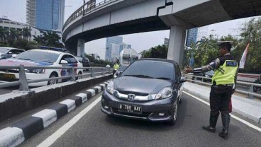 GrabCar dan Go-Car Ingin Bebas Ganjil Genap, Ini Langkah Kemenhub