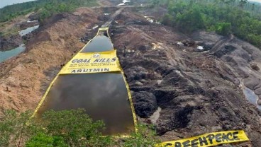 KPK Soroti Lubang Tambang di Permukiman