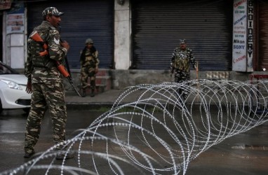 Cegah Perang Kashmir, Menlu Retno Bertemu Perwakilan India dan Pakistan