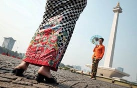 Warga Jakarta Senang dengan Festival of Light di Monas