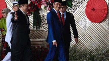 Presiden Jokowi : Undang-Undang yang Menyulitkan Rakyat Harus Kita Bongkar