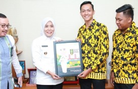 Wakil Walikota Palembang Sabet Penghargaan Tokoh Perempuan Inspiratif