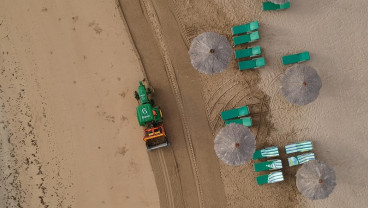 Biznet Terus Menggiatkan Program Biznet Bali Beach Cleaning