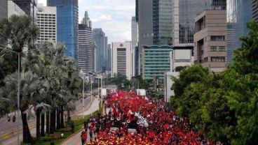 Demo Buruh: Kompolnas Diminta Rekomendasikan Penindakan terhadap Polisi yang Represif