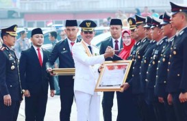 Wali Kota Palembang Berikan Penghargaan untuk Satres Narkoba Polresta