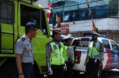 Dishub Kota Semarang Tertibkan Truk Bongkar Muat Sembarangan
