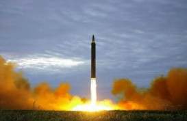 Iran Pertontonkan Sistem Rudal Dalam Negeri