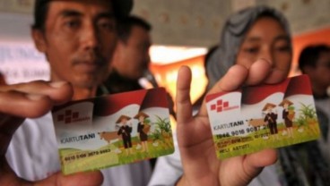 Dinas Pertanian Cianjur Salurkan 75.705 Kartu Tani