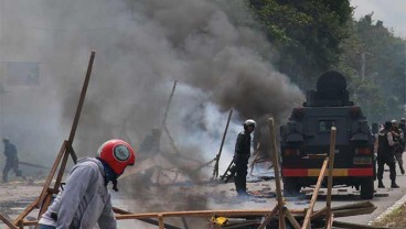 Polisi Tetapkan 35 Tersangka Kericuhan Papua Barat