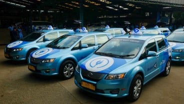 25.000 Armada Taksi Blue Bird akan Terpasang Sensor IoT Telkomsel