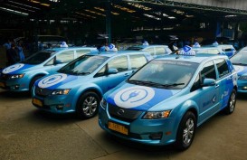 25.000 Armada Taksi Blue Bird akan Terpasang Sensor IoT Telkomsel