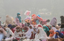 KABUT ASAP : Pekanbaru Bagikan 134.000 Masker