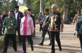 Ganjar Dampingi Raja Malaysia Piknik di Borobudur