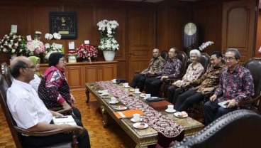 Organisasi Insinyur se-Asean Berikan Penghargaan kepada Jokowi