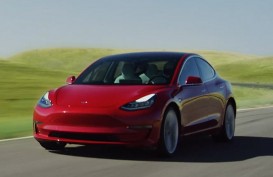 Perang Dagang Lemahkan Yuan, Tesla Naikkan Harga Jual Mobil di China
