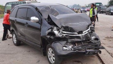 15 Kendaraan Terlibat Kecelakaan Beruntun di Tol Cipularang