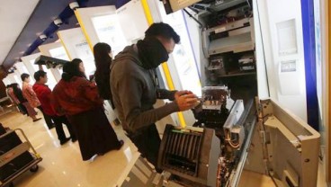 Pelaku Skimming di Bali Incar Turis Asing, Pasang Kamera di Lampu ATM