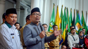 Wagub Jabar Uu Ruzhanul Dinilai Mulai Berpaling dari Ridwan Kamil