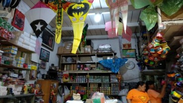 Toko Legendaris di Semarang, Setengah Abad Jual Layangan