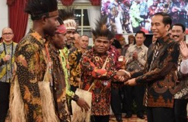 Gunakan Kewenangan, Presiden Jokowi Paksa BUMN Rekrut Lulusan asal Papua