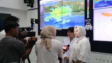 Bibit Awan Terpantau di Kalbar, Proses Hujan Buatan Dilakukan