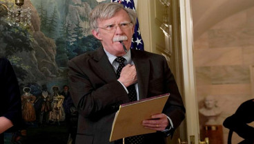 Tiba-tiba, Presiden Trump Pecat Penasihat Keamanan John Bolton