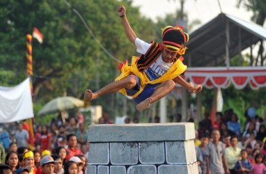 RI Perjuangkan Nias Jadi Situs Warisan Dunia Unesco