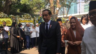 Presiden Jokowi Melayat B.J. Habibie di Rumah Duka