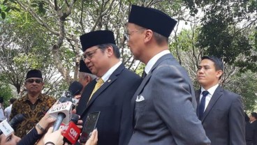 Pemakaman B.J. Habibie : Kepala Daerah dan Menteri Kabinet Hadir di TMP Kalibata