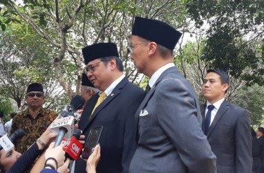 Pemakaman B.J. Habibie : Kepala Daerah dan Menteri Kabinet Hadir di TMP Kalibata