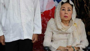 Sinta Nuriyah Wahid dan Sekotak Kurma dari Habibie