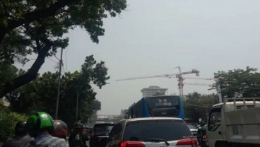 Aktivitas Industri Daerah Penyangga Sumbang Polusi di Jakarta