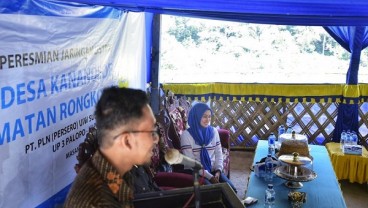 Bupati Indah Dinilai Paling Aktif Perjuangkan Jaringan Listrik untuk Masyarakat