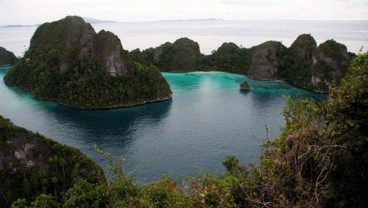 Pramuwisata Raja Ampat Diminta Waspadai Perairan