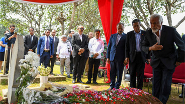ZIARAH MAKAM B.J. HABIBIE
