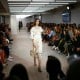 London Fashion Week Sajikan Peragaan Khusus Bagi Awam