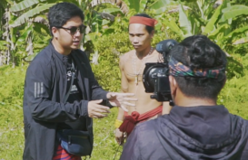 Kisah Seru dan Menegangkan Youtuber Kevin Hendrawan Saat Masuk ke Suku Pedalaman
