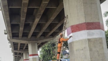 Operator Tol Becakayu Bangun Trotoar di Tengah Jalan Kalimalang