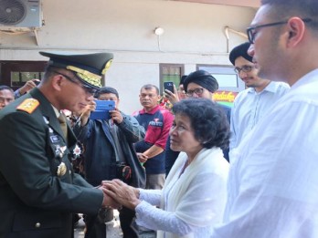 Upacara Militer Lepas Jenazah HS Dillon di Bali