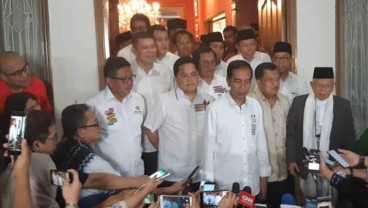 Pengamat: Jokowi di Dalam Oligarki Parpol yang Orang-orangnya Diamankan KPK