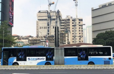 Mahasiswa Demo di Depan Gedung DPR, Rute Transjakarta Ini Dialihkan