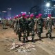 Lima Peleton Marinir Bertangan Kosong Bergerak ke Arah Senayan