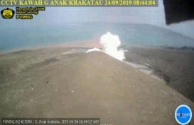Gunung Anak Krakatau Erupsi, Masyarakat Dilarang Mendekat