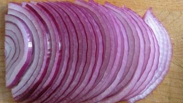 Konsumsi Bawang Kurangi Risiko Kanker Payudara