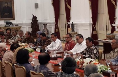 Presiden Jokowi Bertemu Tokoh Berbagai Bidang di Istana