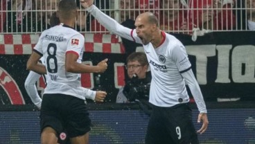 Hasil Bundesliga, Frankfurt Bawa Pulang 3 Poin dari Berlin